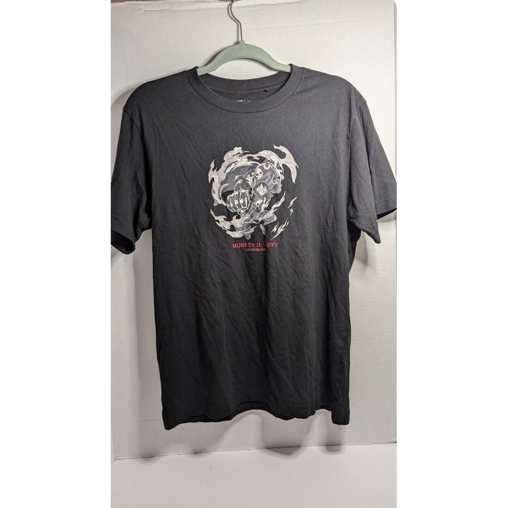 Uniqlo UT One Piece Red Movie  Luffy Graphic Tshirt Black Size Small Anime Manga